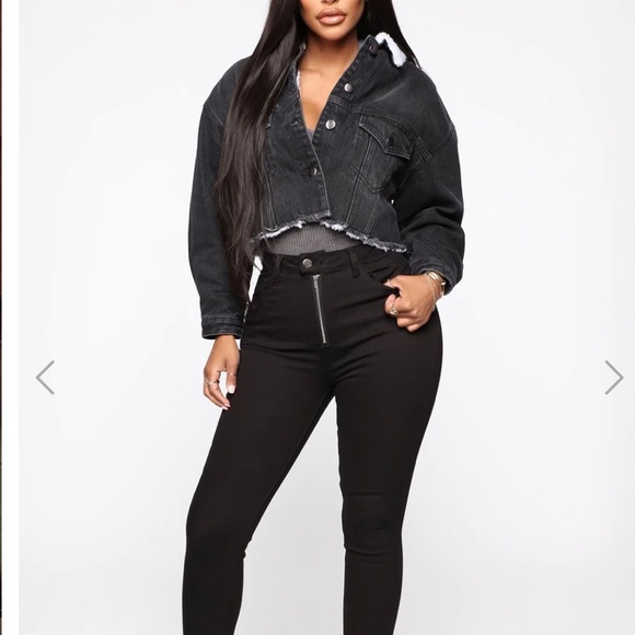 Fashionnova Cropped Denim Jacket - Picture 2 of 3